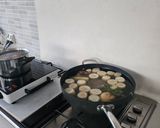 A picture of step 3 of Daddy's Udon!.