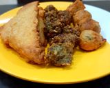 A picture of step 5 of Green Moong dal pakodi.
