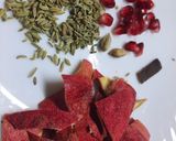 A picture of step 2 of Pomegranate Peels Tea.