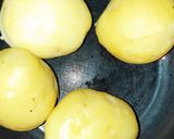 A picture of step 1 of Potato Cheese balls.