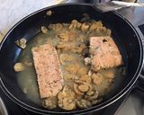 Une image de l'étape 7 de Pavés de saumon sauvage aux champignons sauce citron.