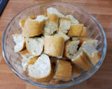 Foto del paso 1 de la receta: Pudín de pan al horno