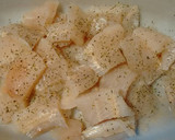 Foto del paso 1 de la receta: Filetes de merluza fritos en trocitos