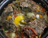 Foto del paso 4 de la receta: Bife multicolor con papas y huevo