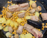 Foto del paso 3 de la receta: ¡Arroz al horno! 🍅🧄🥘
