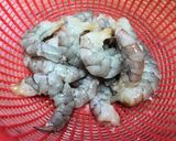 Hình bước làm 1 của món Tôm giã chiên