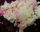A picture of step 3 of Beetroot cutlets.