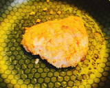 Foto del paso 2 de la receta: Pechuga de pollo con salsa bechamel