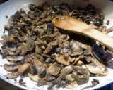 Une image de l'étape 3 de Tourte de Noël Végé : châtaignes -champignons.