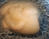 Kelkáposztafőzelék húsgombóccal recept fázis 3 fotója
