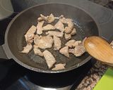 Foto del paso 3 de la receta: Arroz frito con cerdo
