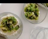 A picture of step 3 of Layered fruit sandesh.