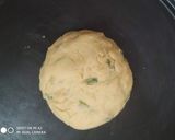 A picture of step 3 of Mozzarella garlic bread.