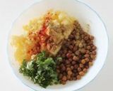 A picture of step 4 of Classic Pani puri.