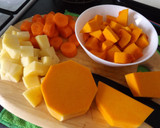 Foto del paso 1 de la receta: Crema de zanahoria y calabaza