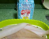 A picture of step 1 of Fried John Dory with French Fries and Tomato Sauce.