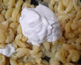 A picture of step 3 of Cheese macaroni.