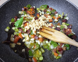 Foto del paso 6 de la receta: Macarrones a la ibérica con tirabeques