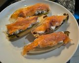 Foto del paso 5 de la receta: Endivias a la plancha con queso crema y salmón ahumado