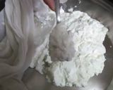 A picture of step 2 of Yummy Shrikhand.