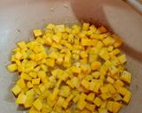 Foto del passaggio 3 della ricetta Fusilli crema di zucca con stracciatella e granella di pistacchi