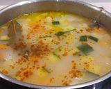 Foto del paso 5 de la receta: Potaje Ligero de Alubias Blancas con Aires de la Huerta y Pimentón Ahumado