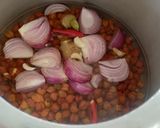 A picture of step 1 of Kala Chana High Protein Packed Kebab Breakfast.
