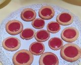 Foto del paso 6 de la receta: Galletitas De Vainilla Y Frutilla / Reinitas 👑