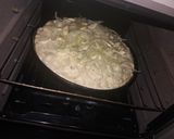 Foto del paso 7 de la receta: Fugazzeta rellena con Jamón y queso!