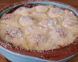 Glutén- és laktózmentes tejfölben sült túrógombóc recept fázis 4 fotója