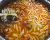 Hình bước làm 3 của món Bánh canh cuaBánh canh bột cắt