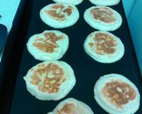 A picture of step 7 of English Muffin.