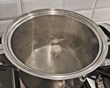 Foto del passaggio 2 della ricetta Tagliolino alla Carbonara Blasfema Franco-Altoaltesina