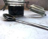 A picture of step 2 of Homemade black sesame seeds paste.