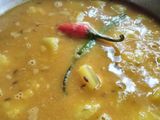 আলু দিয়ে মটর ডাল (aloo diye motor dal recipe in Bengali)