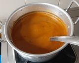 A picture of step 4 of Hurali bassaru/horse gram sambar.