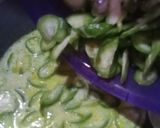 Foto langkah ke 4 dari resep Sayur Santan Kuning Pare Belut.