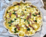 Foto del paso 7 de la receta: Pizza rústica de jamón serrano, patatas y calabacín