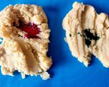 A picture of step 2 of Red Rose Valentine Sweet.