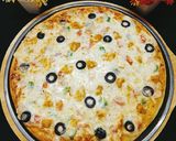 A picture of step 5 of Creamy Sauce Pizza 🍕🍕.
