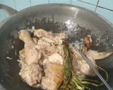 Foto langkah ke 2 dari resep Garang Asem Ayam (3/4 kilogram).