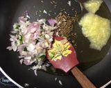A picture of step 2 of Panchrangi dal tadka.