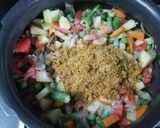 A picture of step 4 of Sambhar rice.