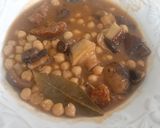 Foto del paso 6 de la receta: Garbanzos con setas como si fueran callos