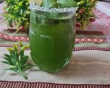A picture of step 3 of Mint margarita.