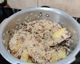 A picture of step 5 of BROCCOLI PULAO in COOKER.
