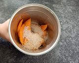 A picture of step 1 of Aam Papad.
