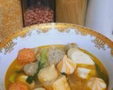 Foto langkah ke 3 dari resep Tom yum bakso seafood.