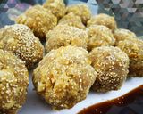 A picture of step 5 of Churma laddoo.
