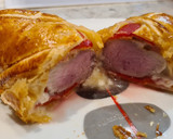 Foto del paso 7 de la receta: Solomillo en hojaldre con panceta, queso y piquillos